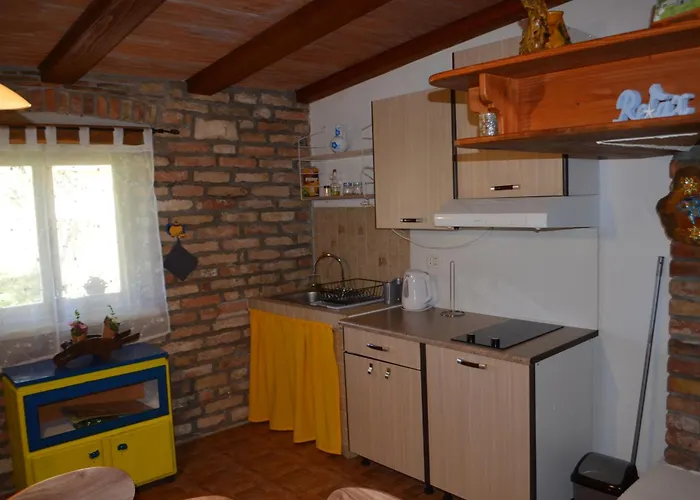 Apartment Retro In Nature *