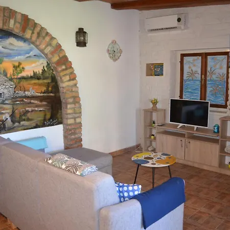 Retro In Nature Apartman